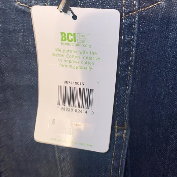 NWT Women’s Small Signature By Levi Strauss & Co. Jean Jacket - Picture 4 of 9